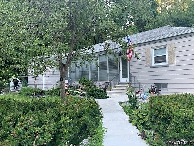 1st image of 325 Jersey Ave