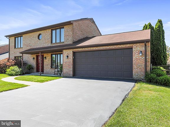 4th image of 405 Kingswood Ter