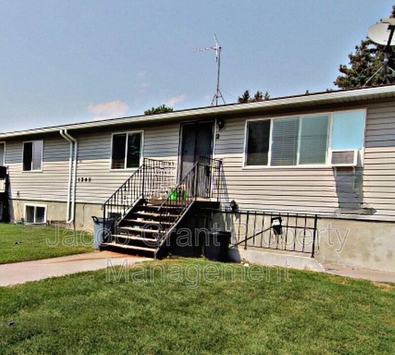1st image of 1345 Paul St APT 2