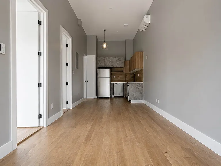 1529 Saint Johns Pl #1B — Photo 1