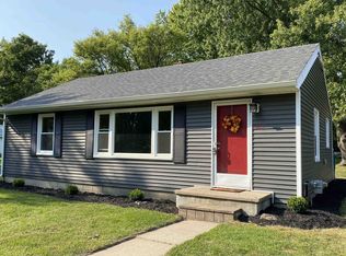 327 E Orchard St, Perry, MI 48872