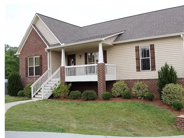 7443 Cresview Ln, Dora, AL 35062