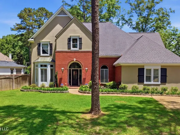 801 Woodland Pine, Flowood, MS 39232
