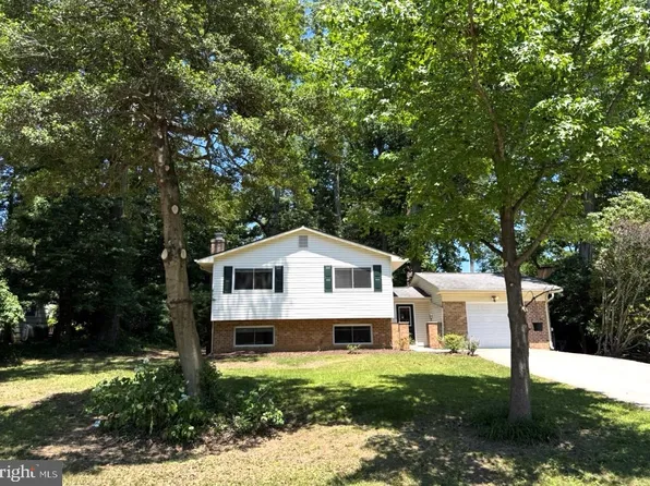 100 Oak Dr, Annapolis, MD 21403