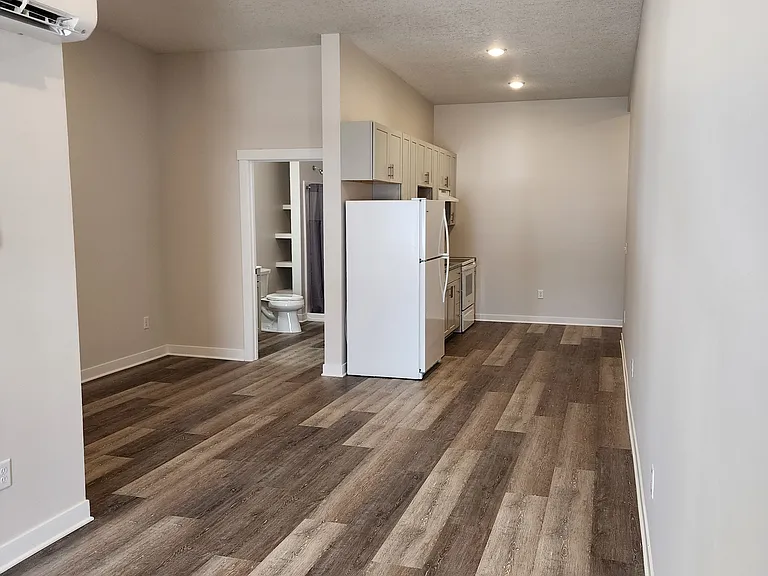 121 Main St S #2C — Photo 8