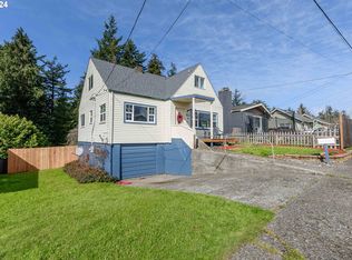 2636 Liberty St, North Bend, OR 97459
