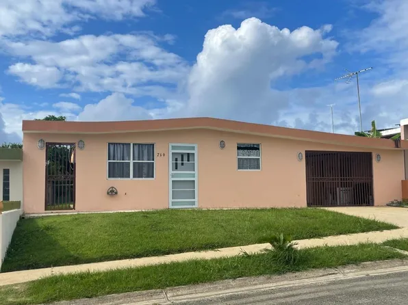 8 Vistas Ave #Ii-r10, Luquillo, PR 00773