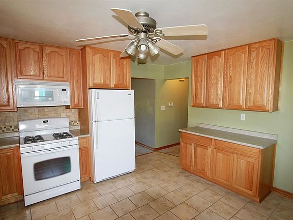 5th image of 417 12th Ave