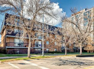 315 N 9a St NW #201, Calgary, AB T2N1T7