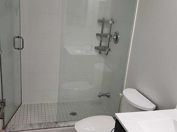 5th image of 38 Cedarland Dr #502