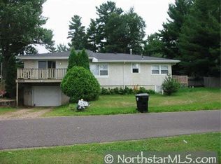 405 Lakeshore Dr, Wyoming, MN 55092