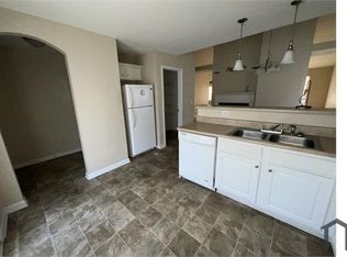 407 Fairlawn Dr, Stockbridge, GA 30281