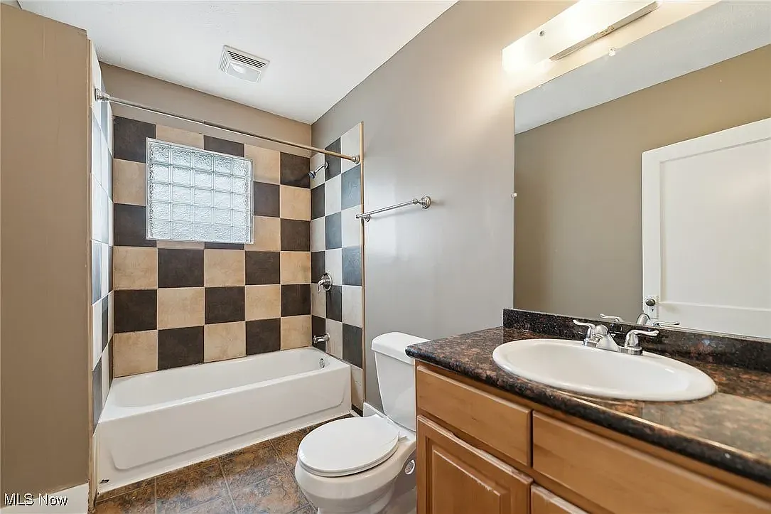 2 bed, $1,500 — Photo 3