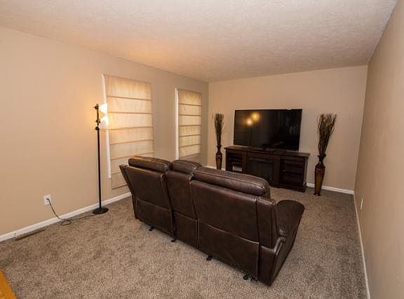 3rd image of 26806 Hampton Woods Dr