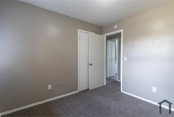 304 W Campbell Dr — Photo 20