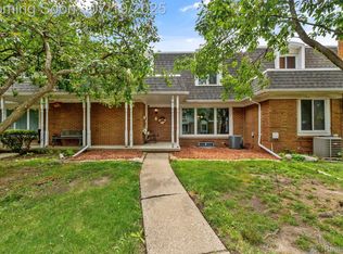 32604 Barclay Sq, Warren, MI 48093