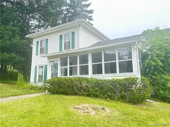 38 W Main St, Attica, NY 14011