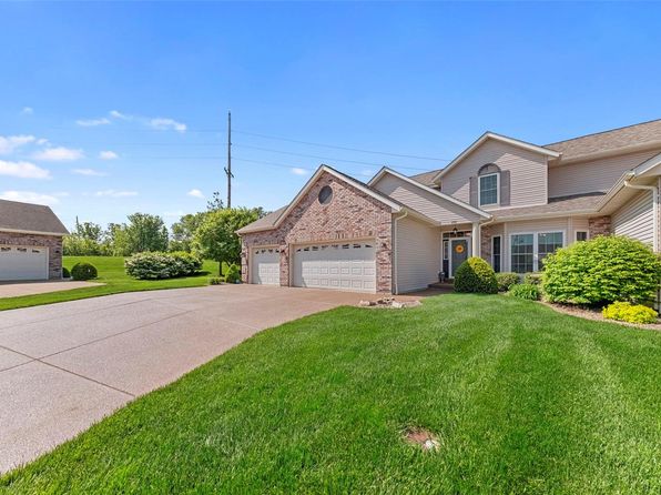 235 River Bluff Ct, Troy, MO 63379