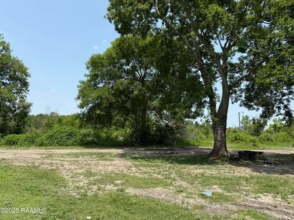 295 Jim Guillory Road, Opelousas, LA 70570
