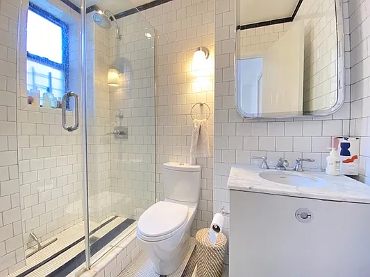 Rented by Douglas Elliman | media 37