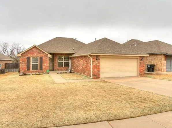 1917 Evans Ct, Moore, OK 73160