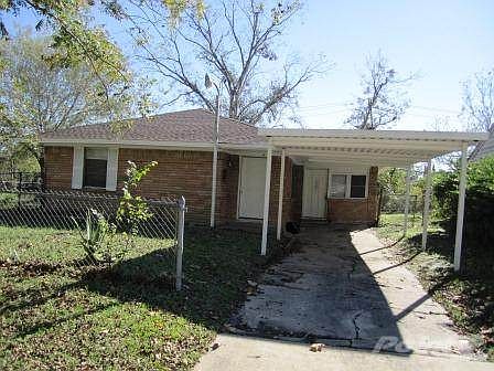 2nd image of 3030 Sunnydale Dr