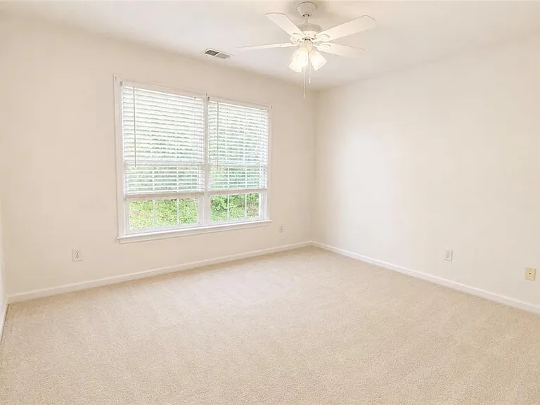 7430 Bronson Way — Photo 11