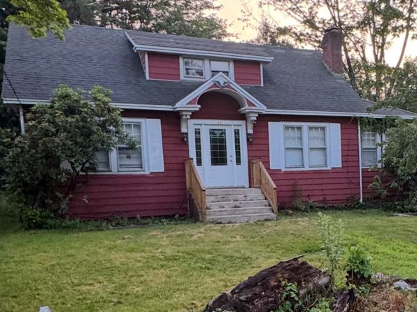 153 Pleasant Street Ext
