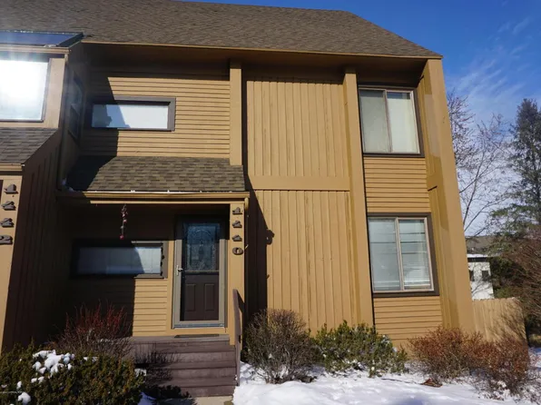 1440 Treetop Dr, Okemos, MI 48864