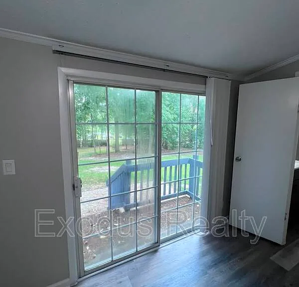114 Kathleen Ter — Photo 38