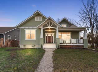 35 Ferry St, Douglas, MI