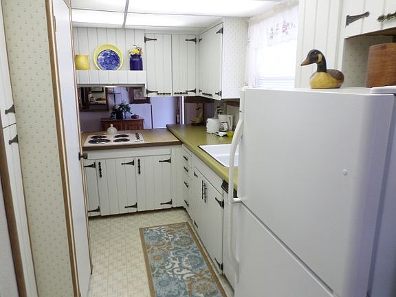 5th image of 157 Hibiscus Dr