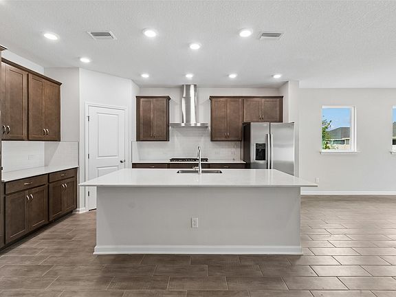 2nd image of 75852 Walking Path Ln