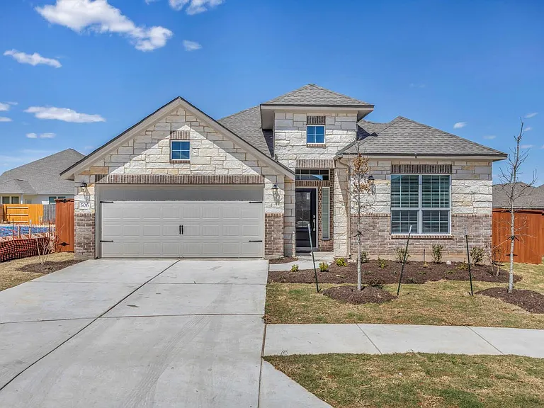 506 Sixpence Ln — Photo 2