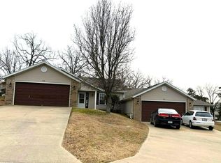 296/298 Forest Ln, Branson, MO 65616