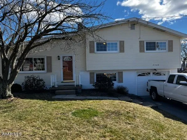 3208 Sylvan Heights Dr, Hollidaysburg, PA 16648