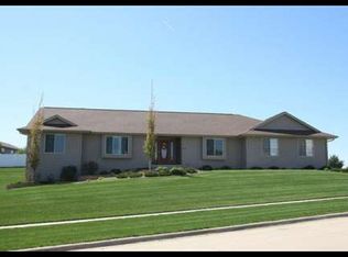 609 Redbird Run, Tiffin, IA 52340