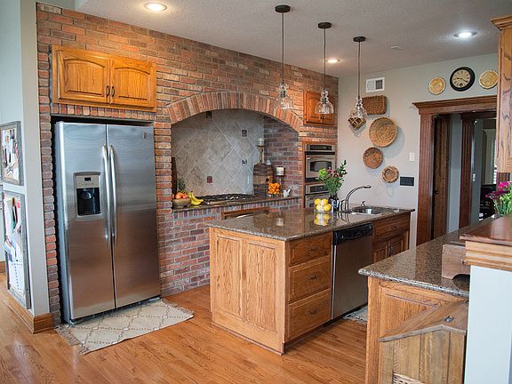 3rd image of 17605 N Braeburn Ct
