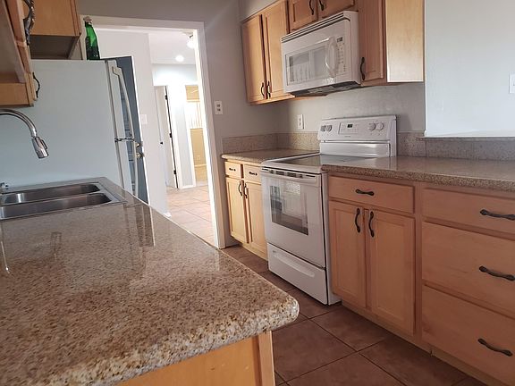 Kitchen. New French door fridge not shown