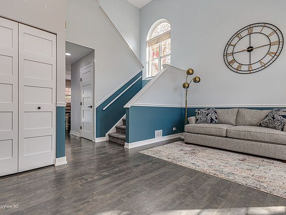 5th image of 2434 Meadowsedge Ln