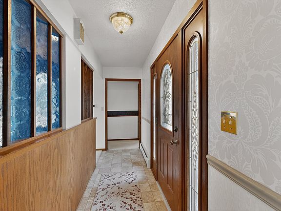 3rd image of 1600 County Road 8 Rd SW