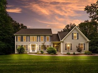 19 Spartan Dr, Bedford, NH 03110