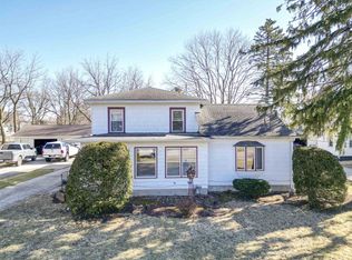 611 Milwaukee Rd, Clinton, WI 53525