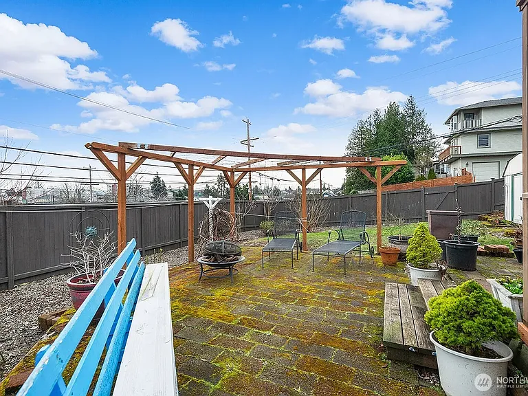 3231 Grand Ave #B — Photo 11