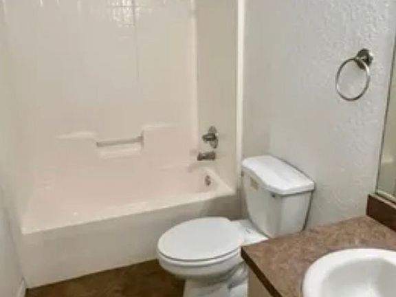 4th image of 5295 NW 55th Pl