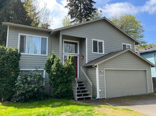 6350 24th Ave SW, Seattle, WA 98106