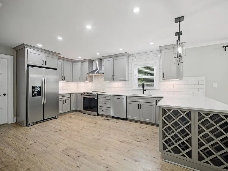 6048 River Rd — Photo 19