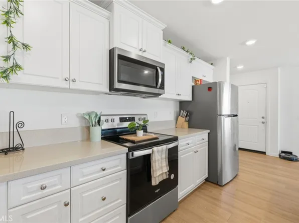 25457 Pine Ridge Rd, Homeland, CA 92548