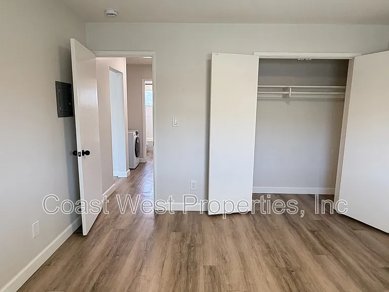 4802 Orchard Ave #6 — Photo 15