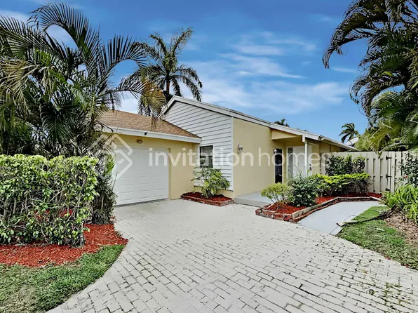 1905 NW 9th St, Delray Beach, FL 33445